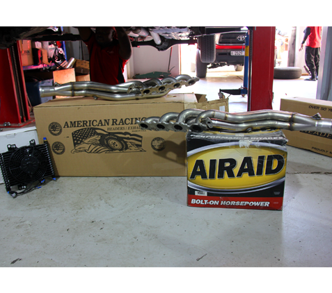 ARH هدرز & Mid Pipe 1-7/8" x 3" w/ Cats Tundra 5.7L 2010-2023 2