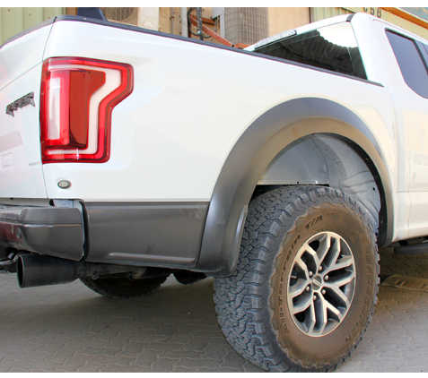 بطانة HUSKY الخلفية الداخلية جنوط لـ Ford F-150 Raptor 2017-2020 2