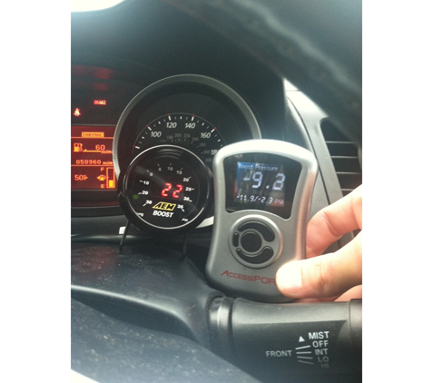 مقياس التعزيز الرقمي من سلسلة AEM X-Series Universal 3