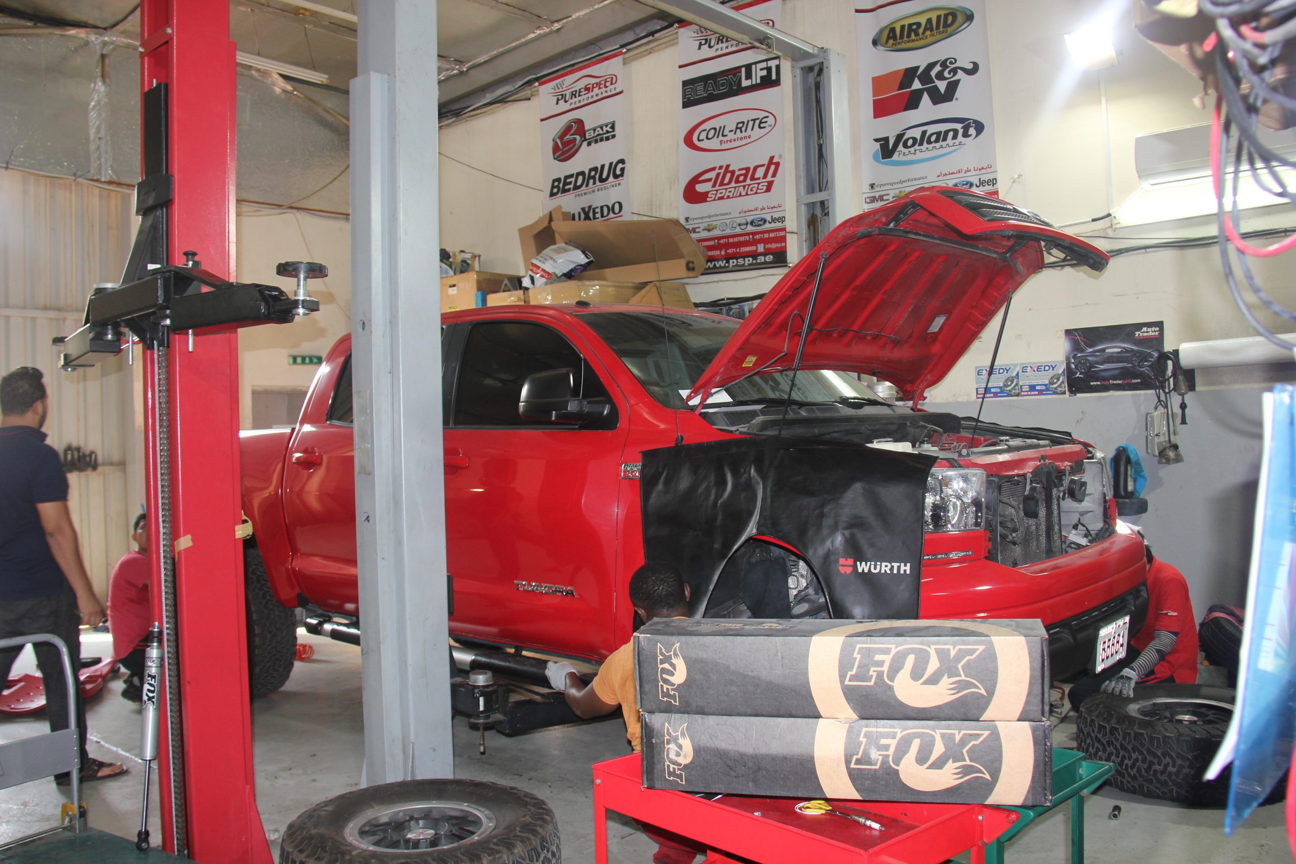 Fox Shocks 2.0 Series أمامي وخلفي Toyota Tundra 2007-2021 3