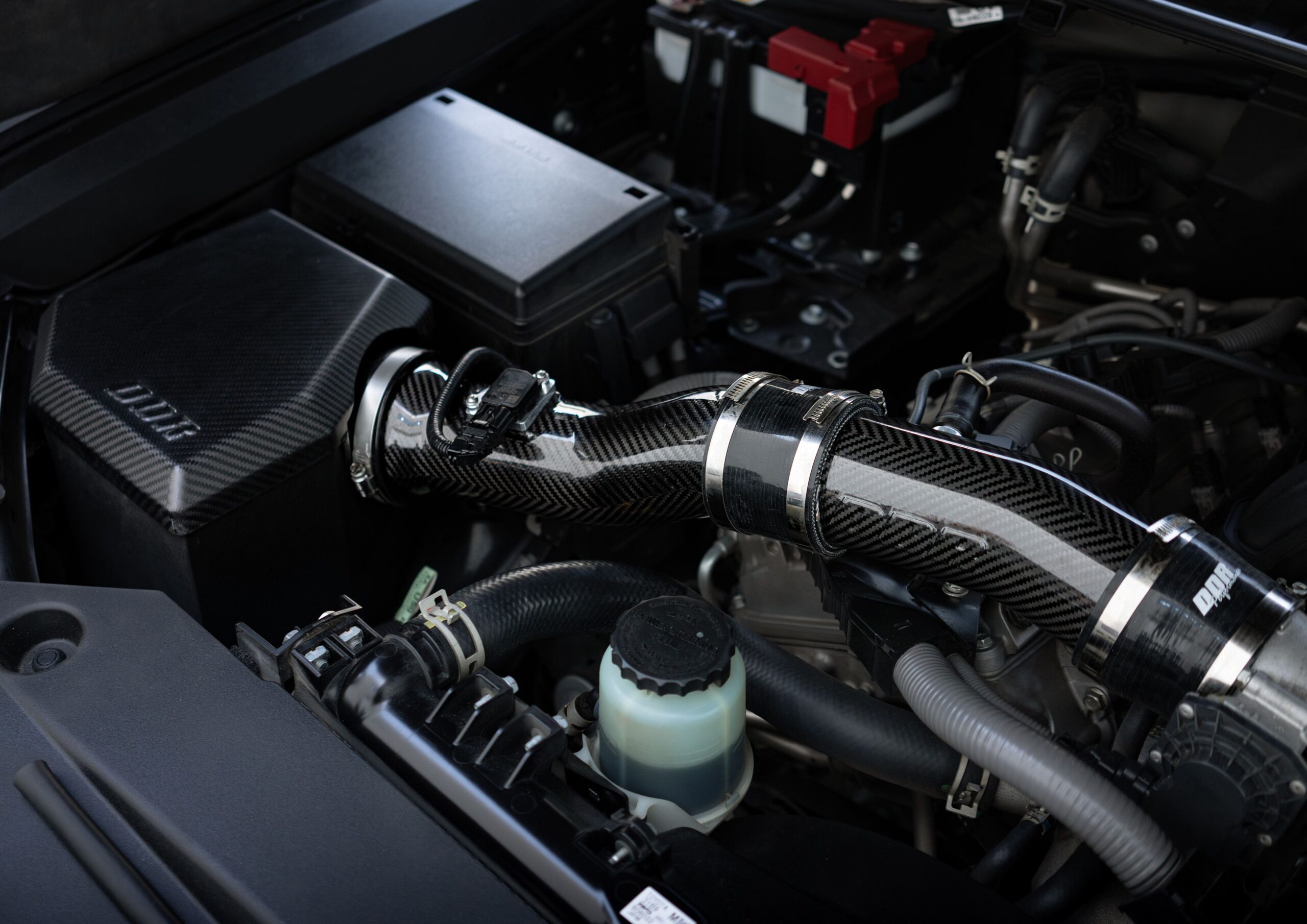 DDR نظام سحب هواء ألياف الكربون لسيارة Land Cruiser V6 2022+ 2