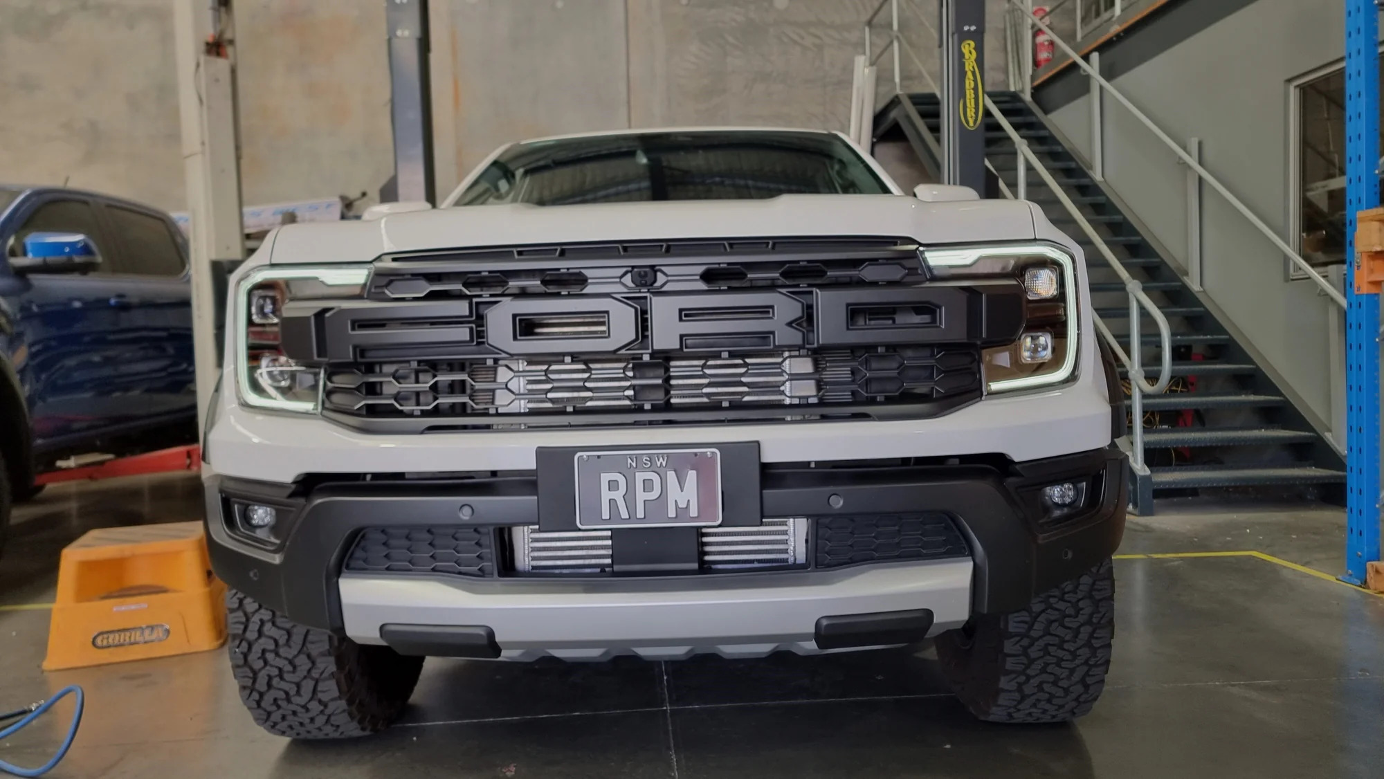 Proccess West Stage 2 Inter Cooler Black للجيل القادم Ford Ranger Raptor 2023-2025 2