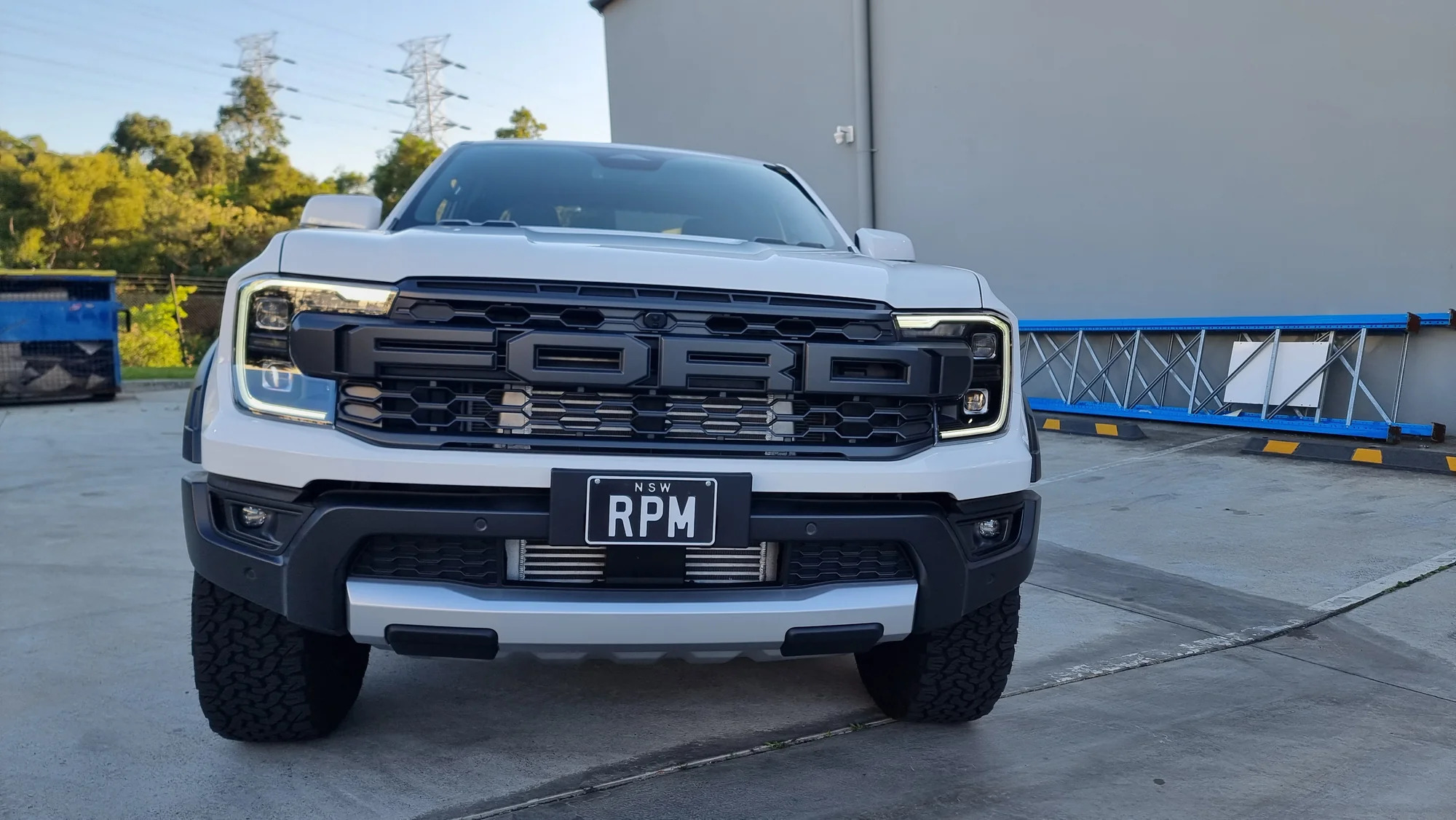 نظام ترقية المبرد الداخلي Proccess West Stage1 باللون الأسود لـ Ford Ranger Raptor 2023-2025 3