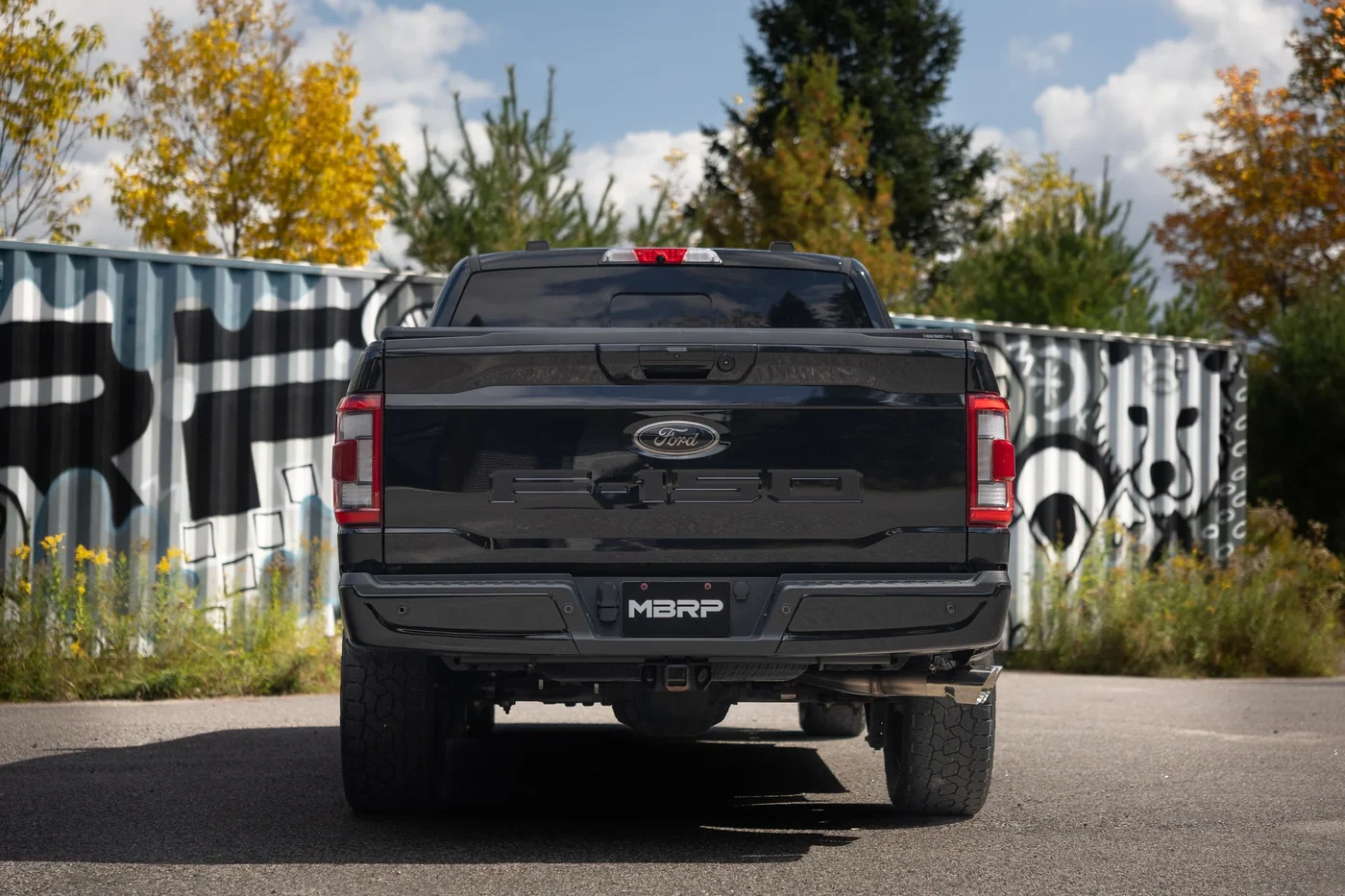 مخرج جانبي واحد من الفولاذ المقاوم للصدأ MBRP مقاس 3 بوصات عادم كات باك لـ Ford F-150 2021-2026 3